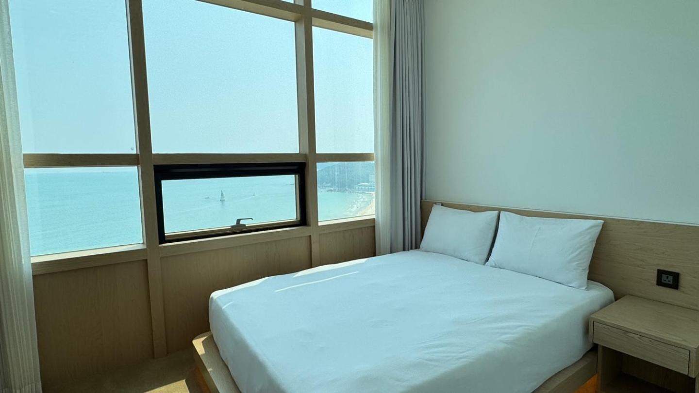 Uh Suite The Haeundae Busan Esterno foto