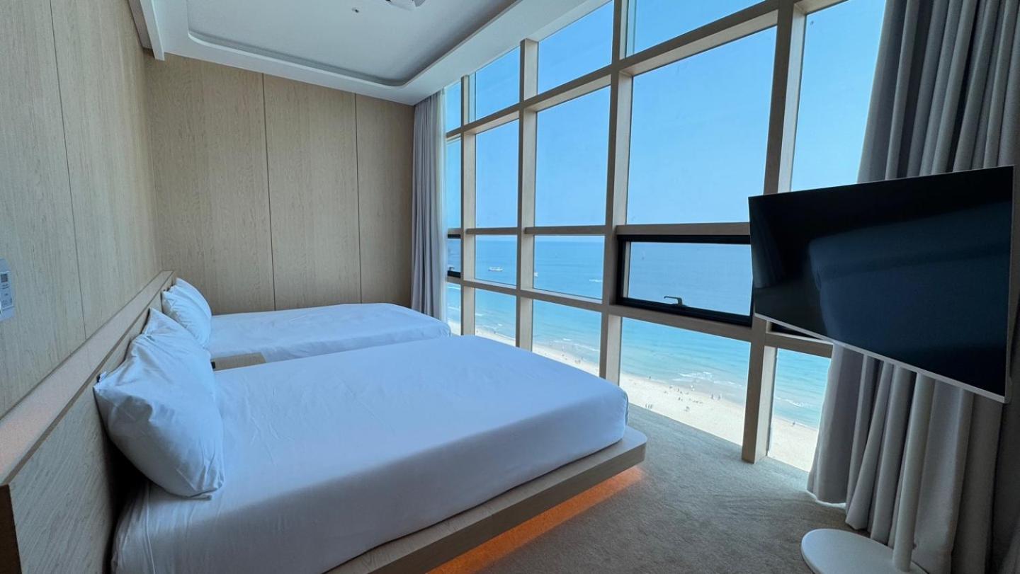 Uh Suite The Haeundae Busan Esterno foto